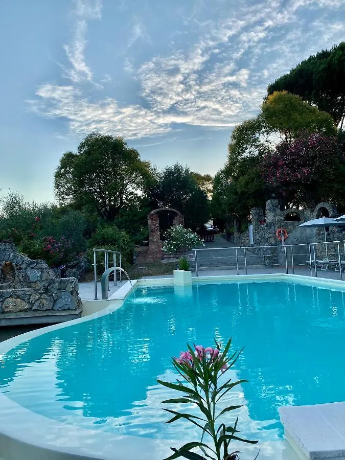 Agriturismo La Sorgente Di Rossi Valentino Bauernhof Larciano