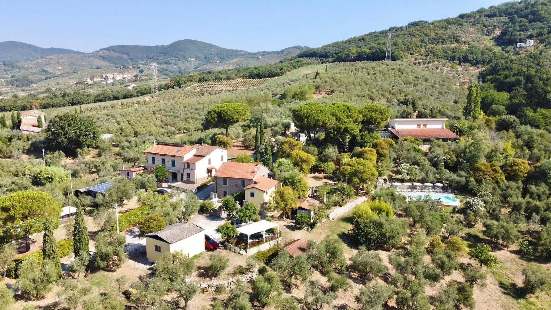 Agriturismo La Sorgente Di Rossi Valentino Bauernhof Larciano